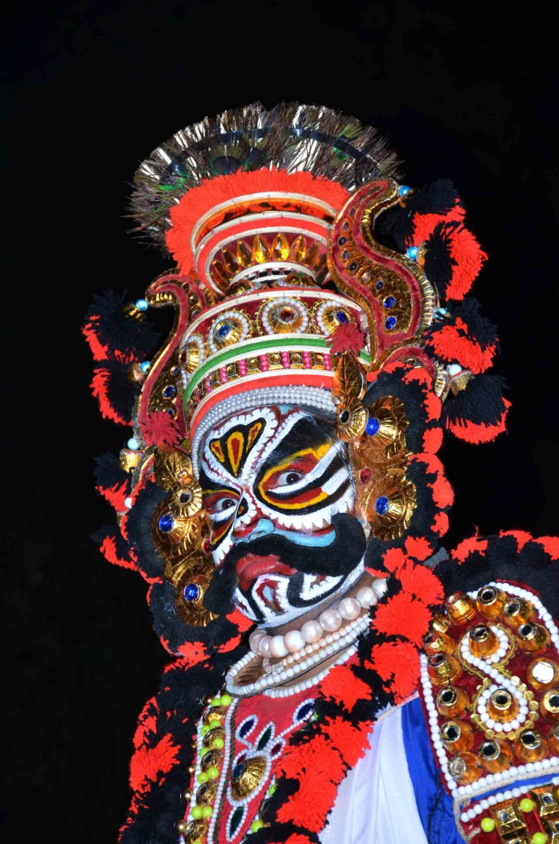 Tenkutittu face paint